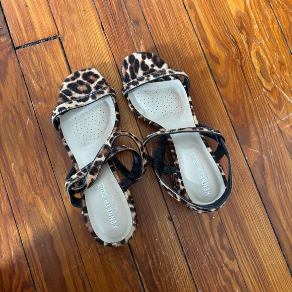 Kenneth Cole Maisie Low Block Heel Strappy Sandal in Leopard Fur - 6 - Picture 1 of 6